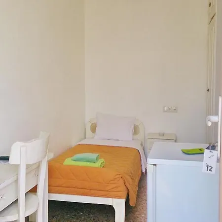 Loukas 3* Mykonos Town